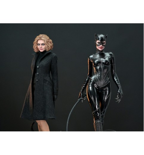 Batman Returns Catwoman (Dual Ver.) 1/3 Scale Statue Batman Returns Catwoman (Dual Ver.) 1/3 Scale Statue