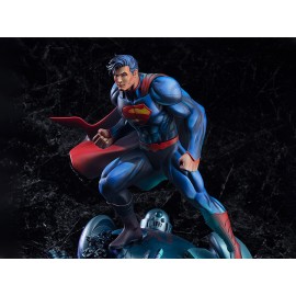 DC Comics Art Respect Superman 1/6 Scale Statue DC Comics Art Respect Superman 1/6 Scale Statue