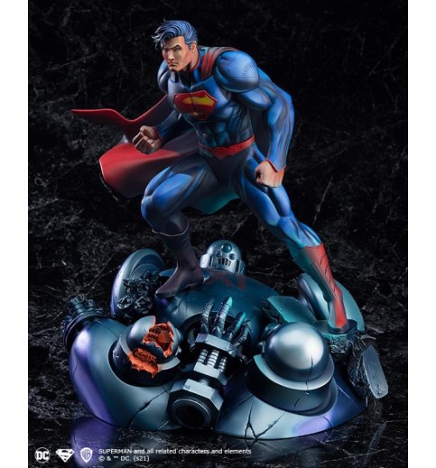 DC Comics Art Respect Superman 1/6 Scale Statue DC Comics Art Respect Superman 1/6 Scale Statue