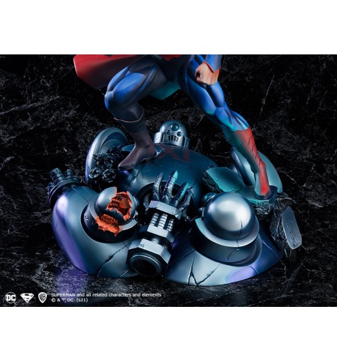 DC Comics Art Respect Superman 1/6 Scale Statue DC Comics Art Respect Superman 1/6 Scale Statue