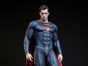 Justice League Hyperreal Platinum Superman (Blue Suit) 1/3 Scale Statue