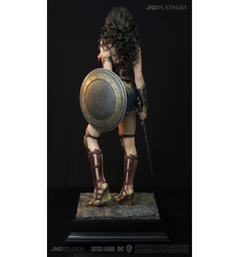 Justice League Hyperreal Platinum Wonder Woman 1/3 Scale Statue Justice League Hyperreal Platinum Wonder Woman 1/3 Scale Statue