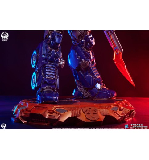 Transformers Museum Scale Optimus Prime (Deluxe Edition) Limited Edition Statue