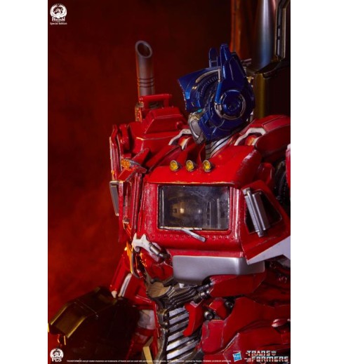 Transformers Museum Scale Optimus Prime (Jet Convoy Edition) Limited Edition Statue