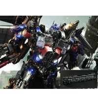 Transformers: Dark of the Moon Museum Masterline Jetwing Optimus Prime (Bonus Ver.) Statue