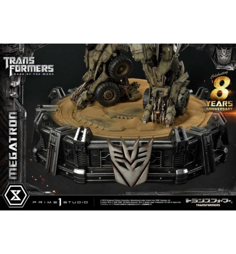 Transformers: Dark of the Moon Museum Masterline Megatron Statue