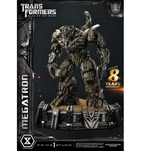 Transformers: Dark of the Moon Museum Masterline Megatron Statue