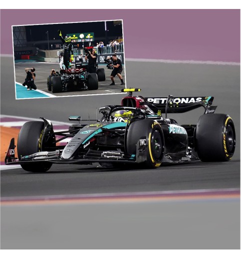 Minichamps Mercedes F1 W15 w. Figure - 2024 Abu Dhabi Grand Prix - #44 Lewis Hamilton 1:12 Model Car Minichamps Mercedes F1 W15 w. Figure - 2024 Abu Dhabi Grand Prix - #44 Lewis Hamilton 1:12 Model Car