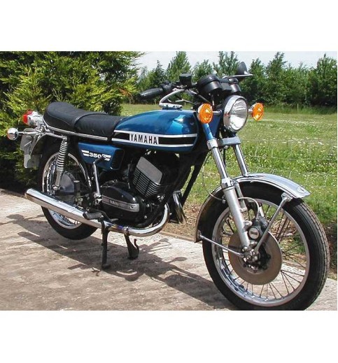 Minichamps Yamaha RD 350 1973 - Blue Metallic 1:12