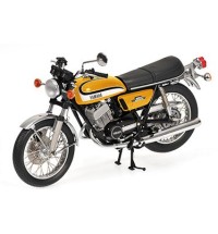 Minichamps Yamaha RD 350 1973 - Orange 1:12