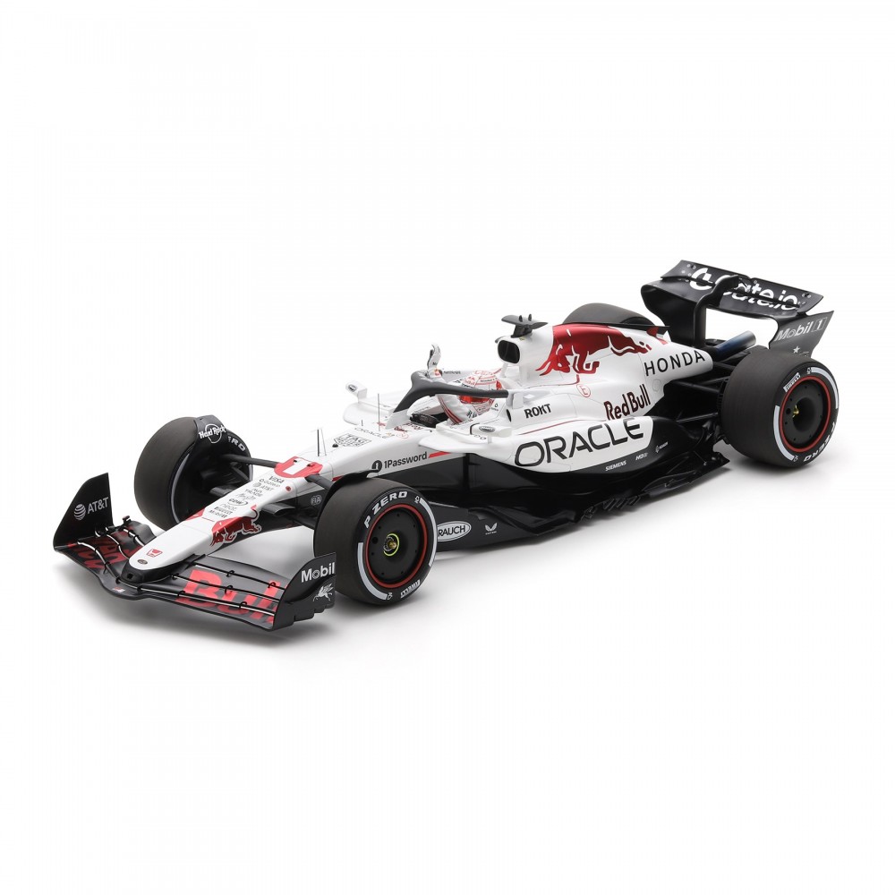 Spark Red Bull RB21 w. Pit Board - 1st 2025 Japanese Grand Prix - #1 Max Verstappen 1:12 Model Car