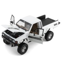 RC4WD Trail Finder 2 "LWB" 1/10 RTR 4WD Scale Trail Truck w/1987 Toyota XtraCab Body & 2.4GHz Radio (White)